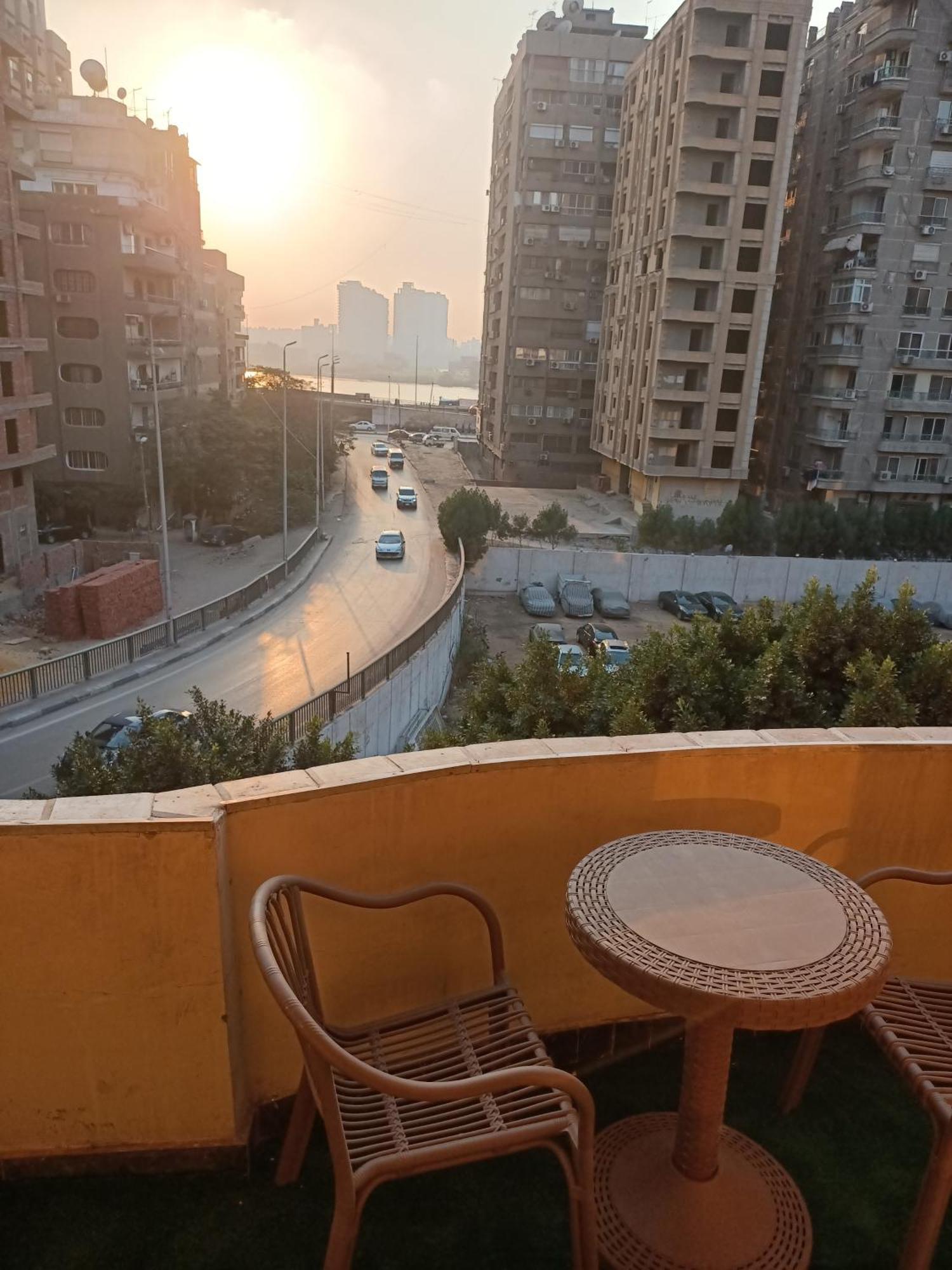 شقه مفروشه كورنيش المعادى